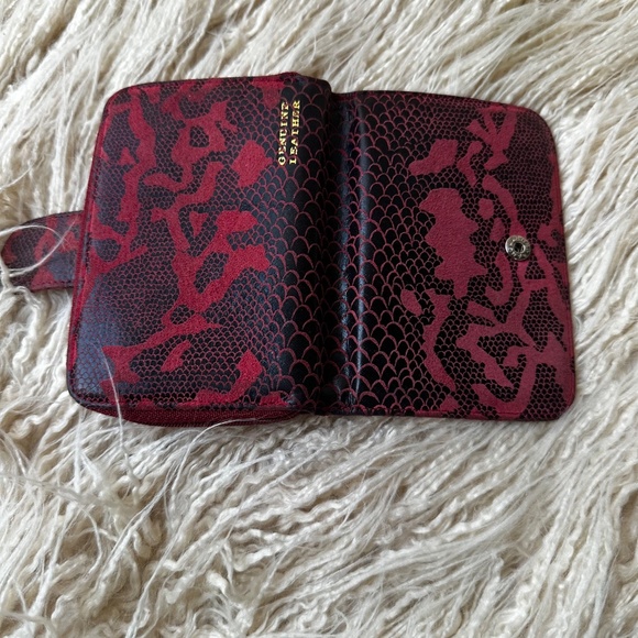 Women's Bifold Wallet in genuine pink and black Snakeskin - Picture 10 of 15
